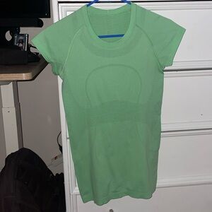 Lululemon swiftly tech